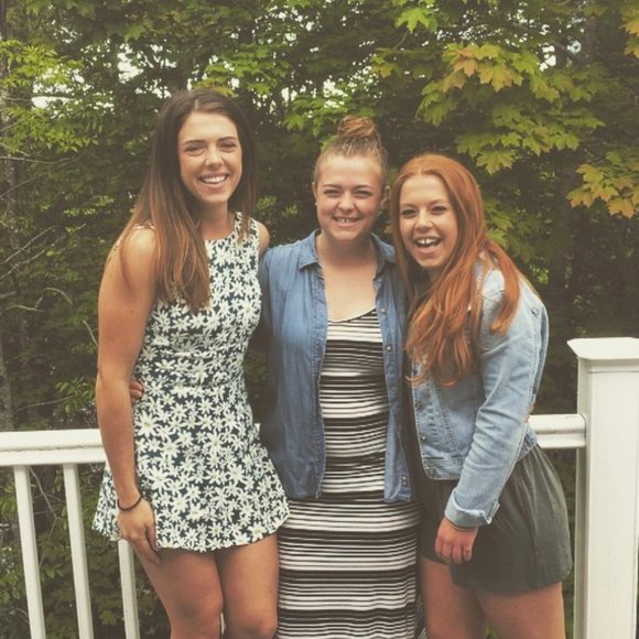 Meet your Posher, Brandelyn - Picture 5 of 6